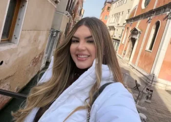 Estudante de medicina brasileira é assassinada a facadas no Paraguai; ex-namorado é procurado