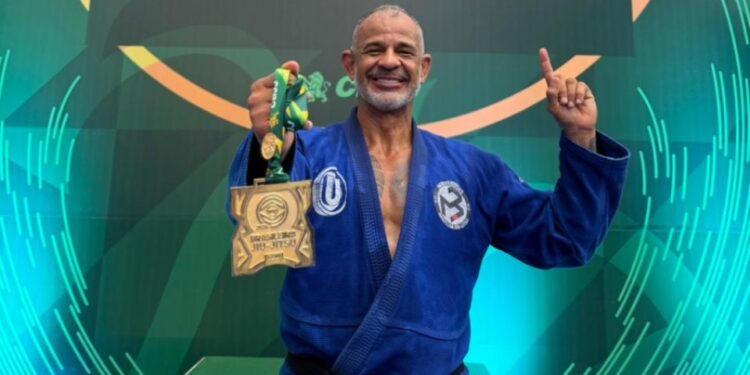 Feirense Marcos Borges conquista 2 pódios no campeonato brasileiro de jiu-jitsu disputado em São Paulo