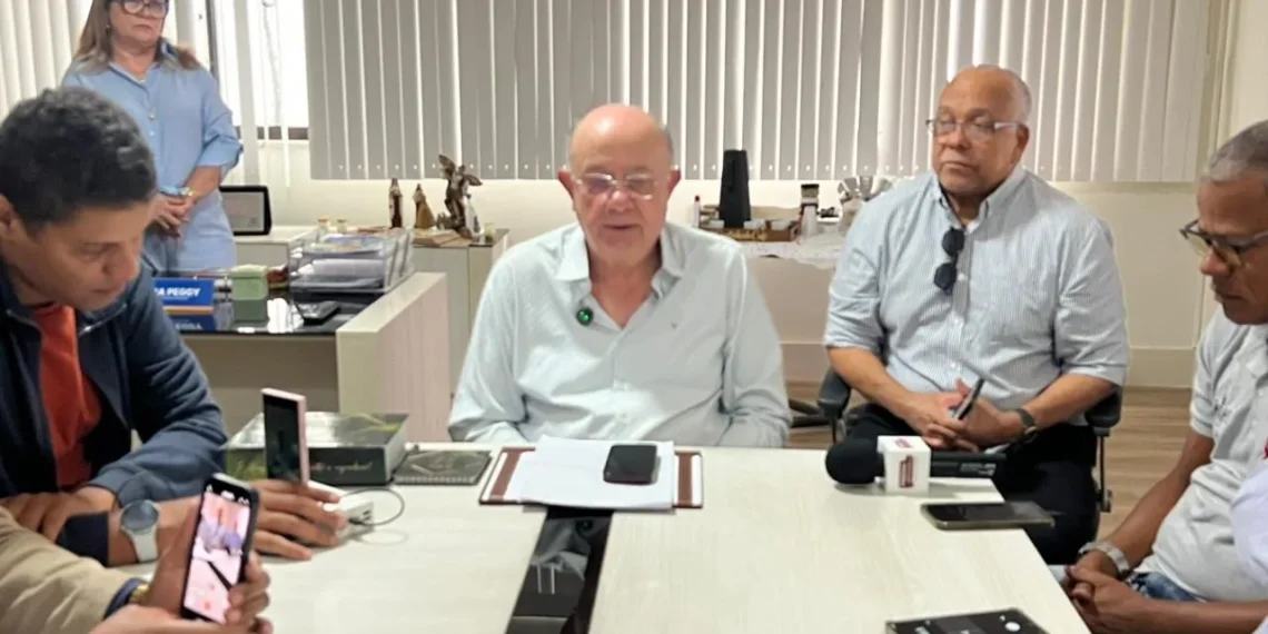 Tribunal Regional Federal mantém absolvição de José Ronaldo em ação sobre contratos na saúde