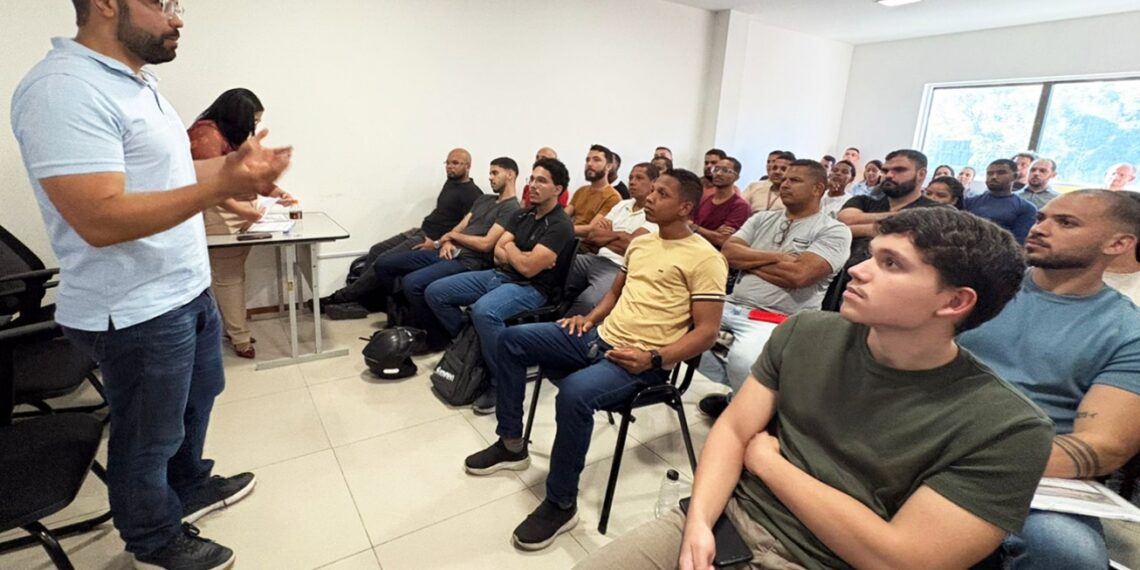 Novos agentes de combate às endemias da Prefeitura de Feira recebem certificação após curso de formação