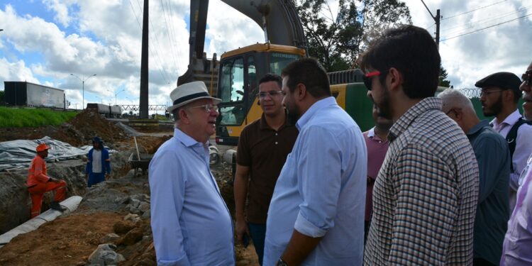 Pavimentação facilita acesso viário ao bairro Subaé e à Unef