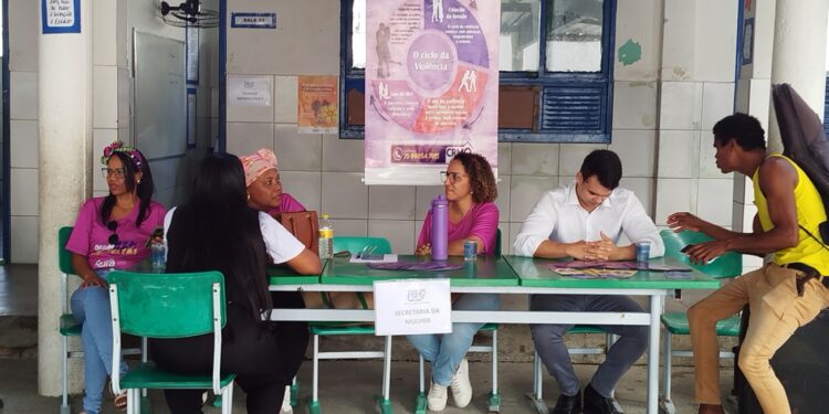 Secretaria da Mulher leva assistência jurídica e apoio psicossocial ao Feira em Ação no Novo Horizonte