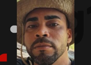 Dono de oficina é morto dentro de casa após criminosos invadirem condomínio na Bahia; filhas presenciaram crime