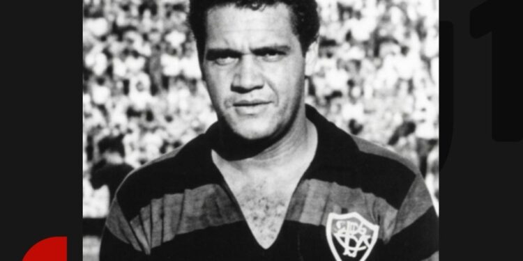 Morre aos 82 anos Romenil, ex-zagueiro, ídolo e bicampeão baiano pelo Vitória