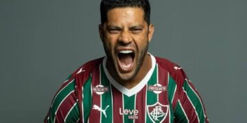 Fluminense anuncia a contratação de Hulk; contrato será válido até 2027