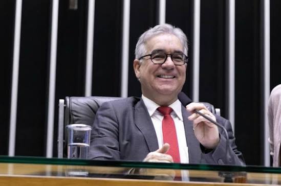 Zé Neto propõe audiência pública sobre aprimoramento da Reforma Tributária