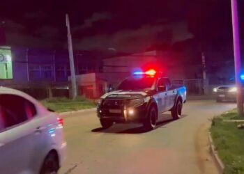 Treze pessoas são presas durante operação contra suspeitos de tráfico de drogas, venda de armas e lavagem de dinheiro na Bahia