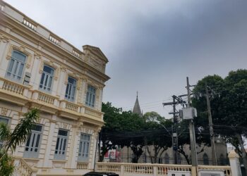 Feriadão terá dias com chuvas, mesmo que fracas