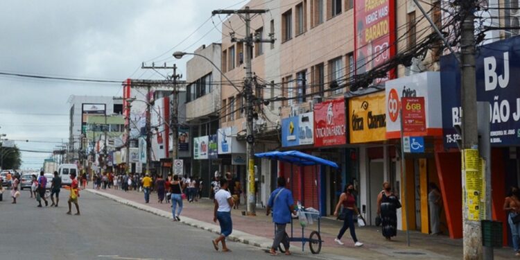 Comércio de Feira de Santana tem horário ampliado no mês de junho; confira