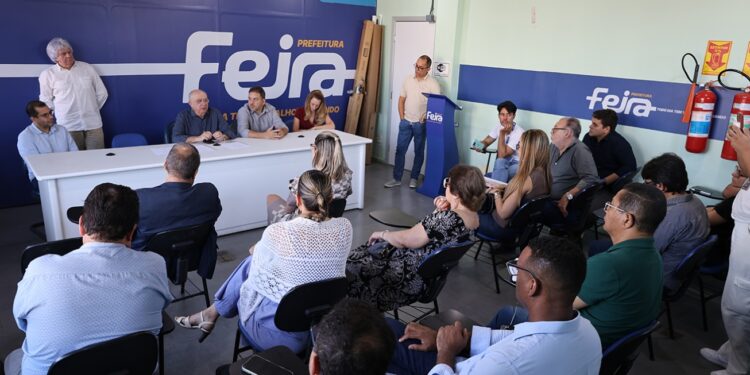 Prefeitura de Feira adota medida para agilizar emissão de documento de declaração de limites