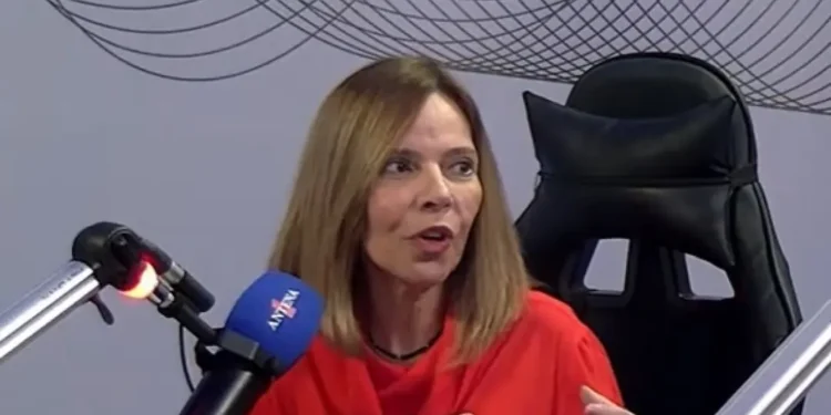 Na Antena 1, promotora cobra prefeituras a criarem leis para priorizar artistas ligados ao São João