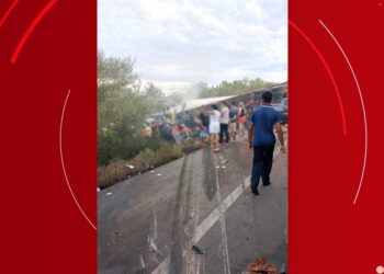 Vítimas de acidente com 16 mortos na Bahia eram da mesma família e retornavam de festa de aniversário