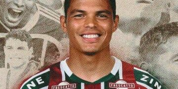 Fluminense anuncia o retorno de Thiago Silva