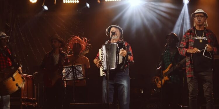 Jardim do Forró entra na reta final com shows de Rock Salles e Hugo Luna em São Gonçalo dos Campos