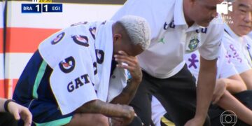 Wesley é cortado da Seleção por lesão na perna esquerda; volante Éderson é convocado no lugar