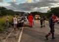 Dez vítimas de acidente entre van e caminhonete seguem internadas na BA; duas foram transferidas