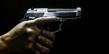 Pessoas negras representam mais de 93% das mortes por intervenção policial na Bahia, confirma estudo