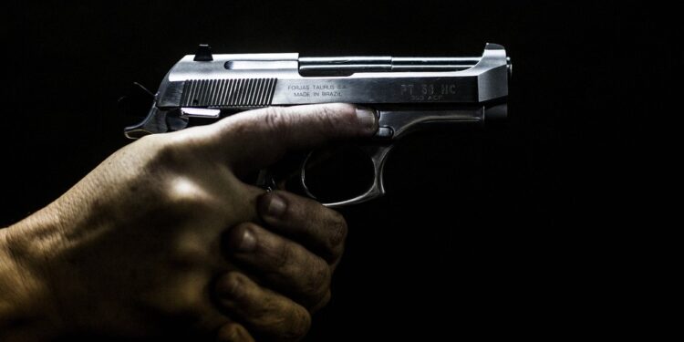 Pessoas negras representam mais de 93% das mortes por intervenção policial na Bahia, confirma estudo