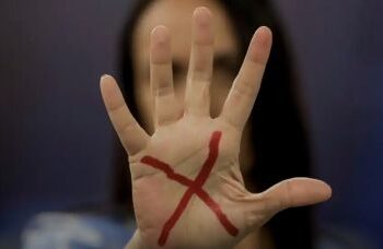 Mortes violentas caem 8,2% no país em 2025; feminicídios aumentam 4%