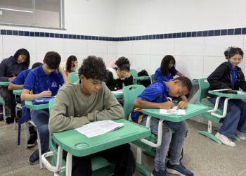 Prefeito sanciona lei que assegura matrícula de irmãos na mesma escola