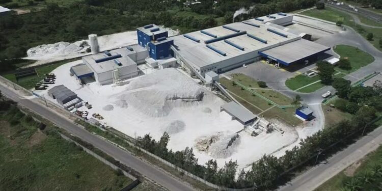 Atração de R$ 500 milhões: Parceria entre Settdec e Saint-Gobain impulsiona economia feirense
