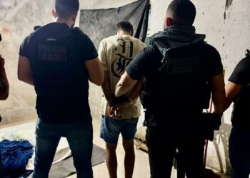 POLÍCIA CIVIL DE FEIRA DE SANTANA CUMPRE EM SIMÕES FILHO O MANDADO DE PRISÃO DE INVESTIGADO POR IMPORTUNAÇÃO SEXUAL EM ACADEMIA DE CONDOMÍNIO