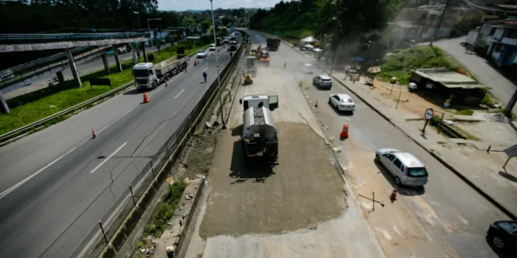 Trecho da BR-324 é totalmente liberado após 13 dias de interdição na Bahia