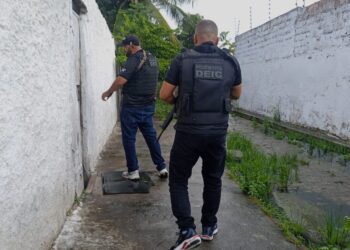 Galpão usado para preparo de amendoim é encontrado com drogas durante operação na BA; homem foi preso