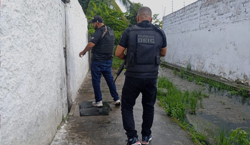 Galpão usado para preparo de amendoim é encontrado com drogas durante operação na BA; homem foi preso