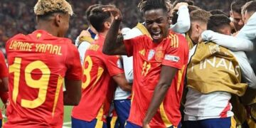 Espanha é a primeira finalista da Copa