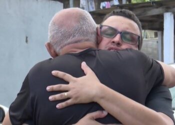 Adestrador que desapareceu por 4 dias na Bahia diz que bebeu lama e comeu cacau para sobreviver
