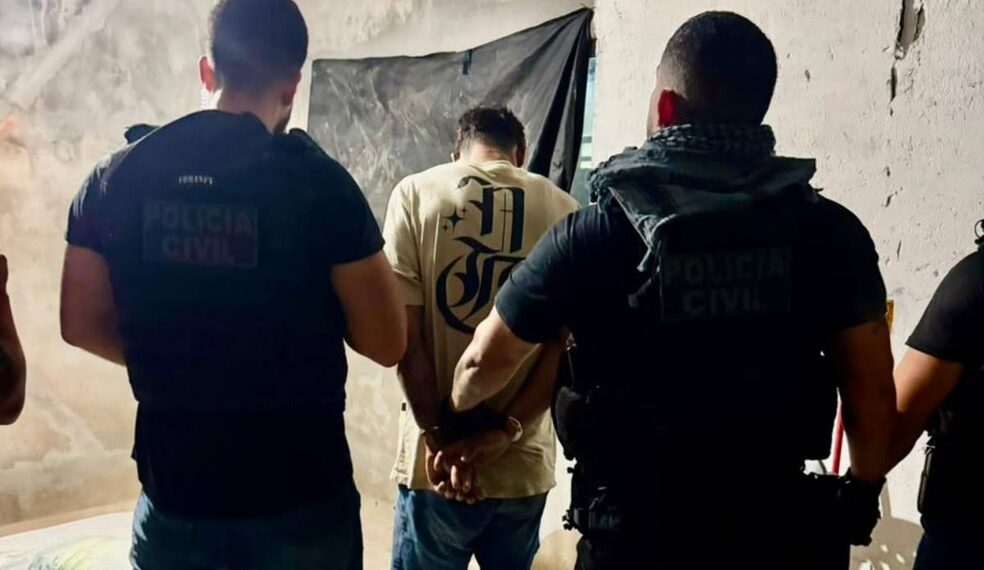 Homem que se masturbou em academia tentou fugir, atacou policiais com escombros e ficou em silêncio durante depoimento
