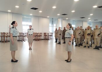 Secretaria da Mulher reforça parceria com a Ronda Maria da Penha durante troca de comando