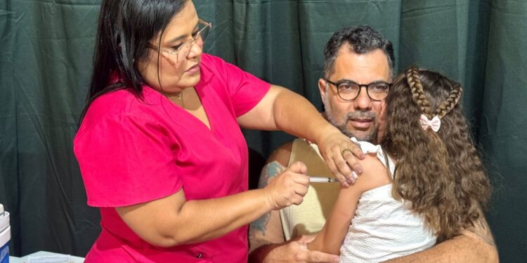 Em Feira, o Dia D de Multivacinação resultou em 2,2 mil doses de vacinas aplicadas em crianças e adolescentes