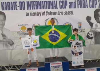 Aluno do CER-TEA conquista título de campeão mundial de karatê