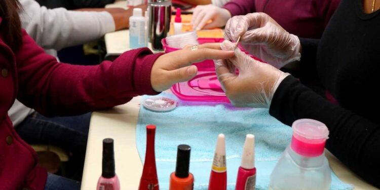 Prefeitura na Bahia abre 1,1 mil vagas para cursos profissionalizantes gratuitos; saiba como participar