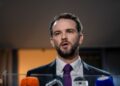 Governo propõe salário mínimo de R$ 1.741 em 2027