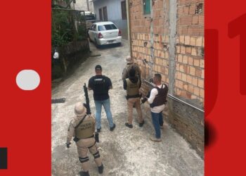 Operação prende 13 suspeitos de integrar organização criminosa que atuava com tráfico de drogas em destino turístico da Bahia
