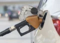 Gasolina muda neste sábado; veja quais carros podem sofrer mais com a nova mistura