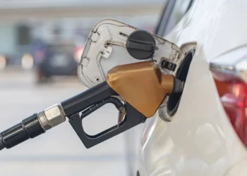 Gasolina muda neste sábado; veja quais carros podem sofrer mais com a nova mistura