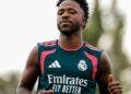 Vini Jr. acerta renovação de contrato com o Real Madrid