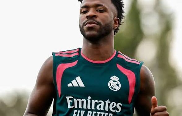 Vini Jr. acerta renovação de contrato com o Real Madrid