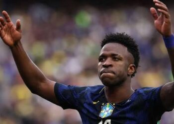 Vini Jr. acerta renovação de contrato com o Real Madrid