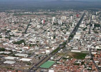 Feira de Santana está entre as melhores cidades do Brasil, segundo a Veja Negócios