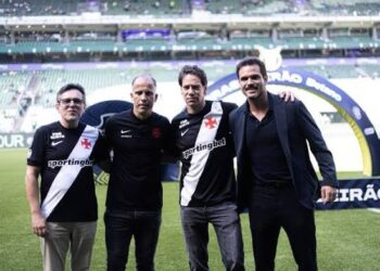 Agência da CBF proíbe Vasco de fazer negócio com o Palmeiras; entenda