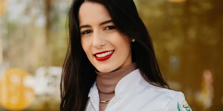 Fisioterapeuta sente dor forte na perna, deixa festa e acaba morrendo aos 30 anos em hospital