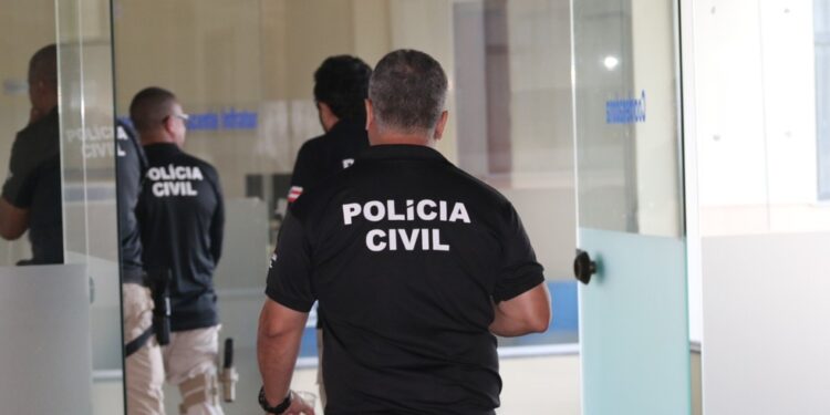 Delegado é preso após cobrar vantagens ilegais de garimpeiros na Bahia
