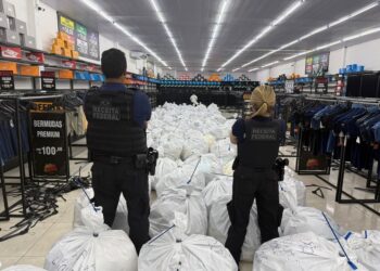 Operação em outlets de Salvador apreende mais de R$ 1 milhão em produtos falsificados
