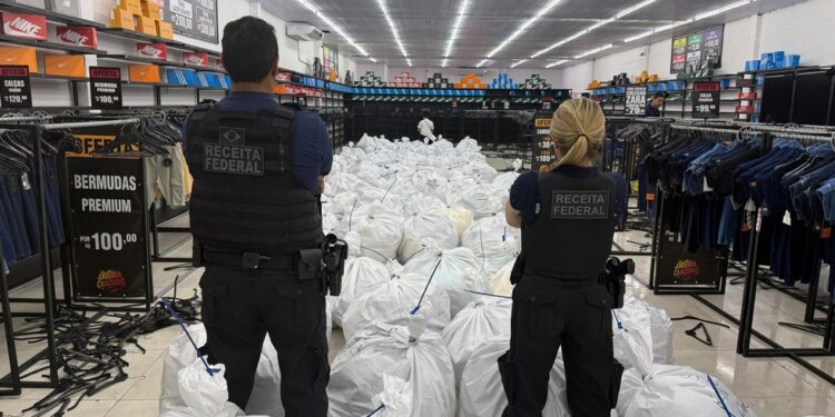Operação em outlets de Salvador apreende mais de R$ 1 milhão em produtos falsificados