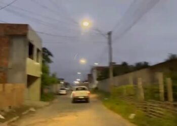 Seis pessoas são presas em operação contra grupo que vendia armas e drogas por delivery na Bahia